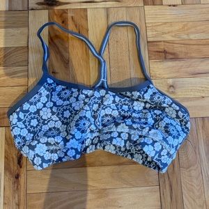 Lululemon Flow-Y Bra Size 4 RARE PATTERN